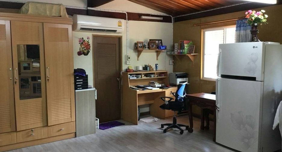 For sale 3 bedrooms house in Mueang Nakhon Sawan, Nakhon Sawan