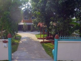 For sale 3 bedrooms house in Mueang Nakhon Sawan, Nakhon Sawan