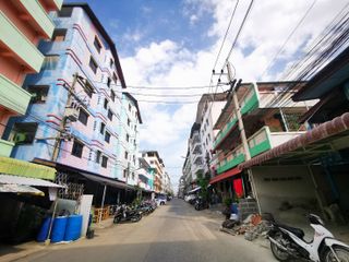 For sale 118 bed apartment in Khlong Luang, Pathum Thani
