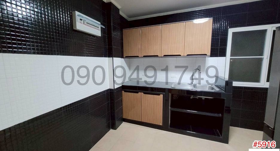For rent 4 ベッドルーム house in Prawet, Bangkok
