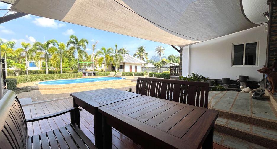 Villa en alquiler de 3 habitaciones en Mueang Krabi, Krabi