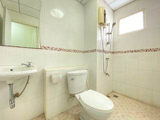 For rent and for sale 6 bed retail Space in Mueang Chiang Mai, Chiang Mai