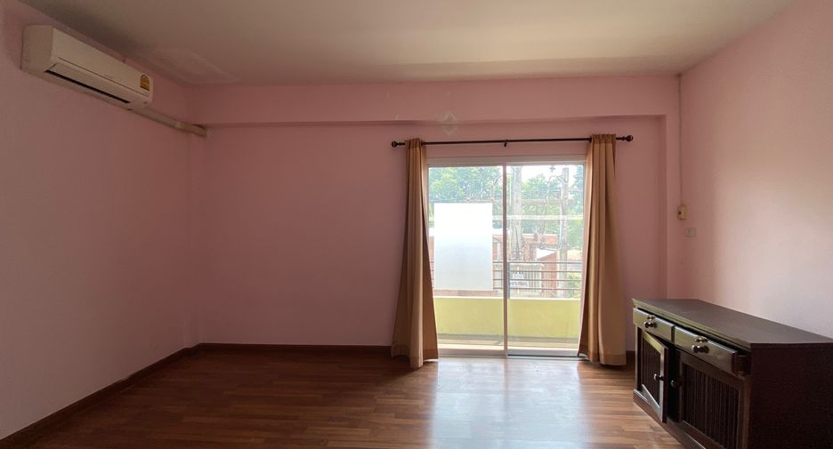 For rent and for sale 6 bedrooms retail Space in Mueang Chiang Mai, Chiang Mai