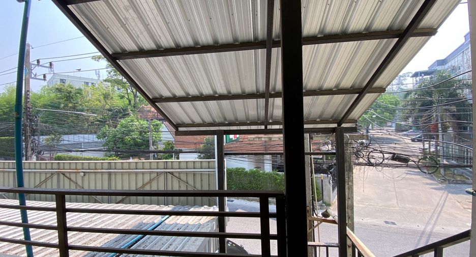 For rent and for sale 6 bedrooms retail Space in Mueang Chiang Mai, Chiang Mai