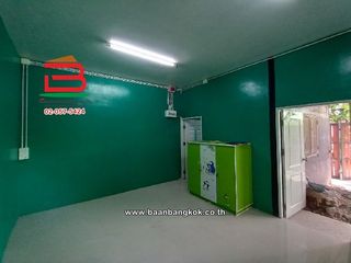 出售 1 卧室 独立屋 在 Khlong Sam Wa, 曼谷