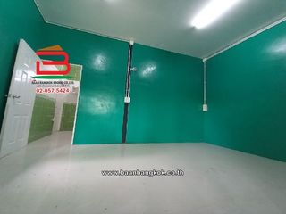 出售 1 卧室 独立屋 在 Khlong Sam Wa, 曼谷