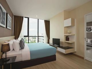 For rent 2 bed serviced apartment in Watthana, Bangkok