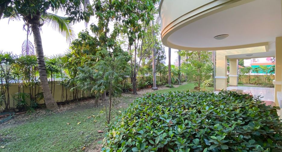 À vendre 4 chambres maison à San Kamphaeng, Chiang Mai
