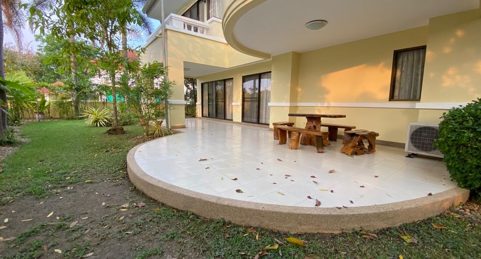 À vendre 4 chambres maison à San Kamphaeng, Chiang Mai