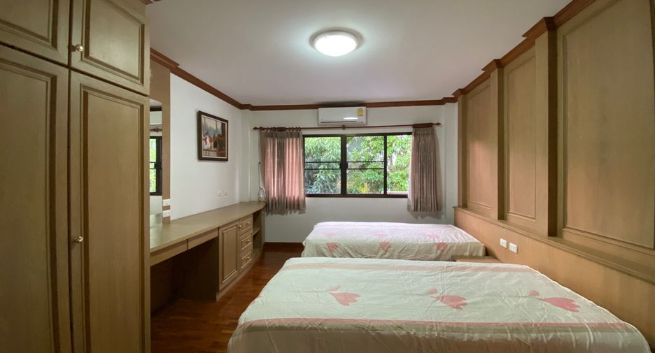 À vendre 4 chambres maison à San Kamphaeng, Chiang Mai