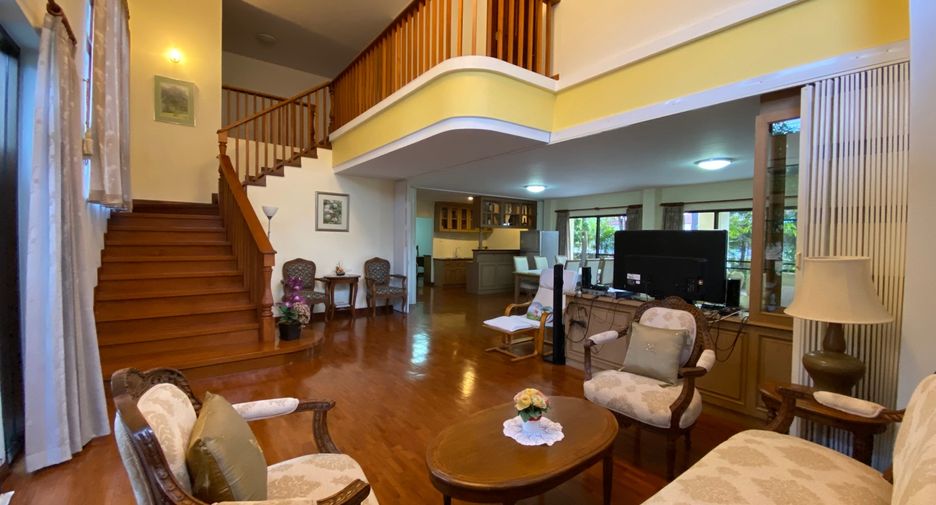 À vendre 4 chambres maison à San Kamphaeng, Chiang Mai