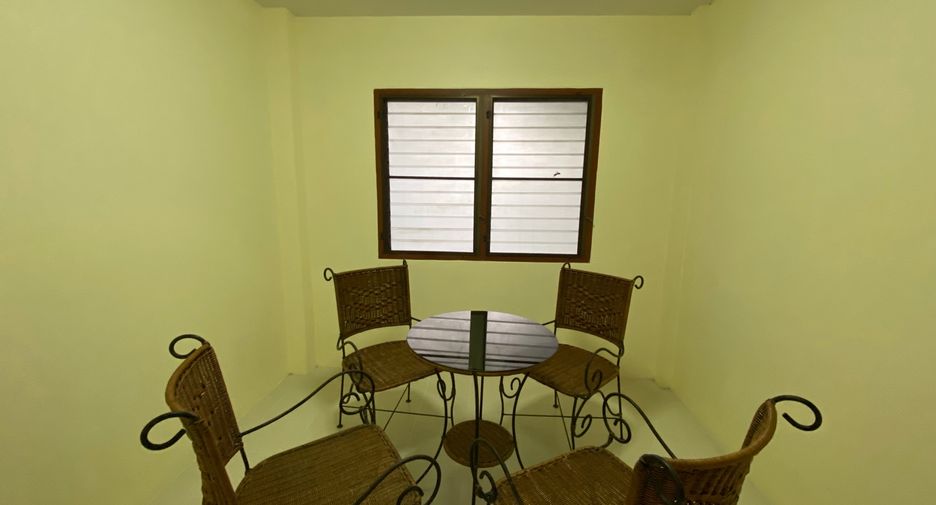 À vendre 4 chambres maison à San Kamphaeng, Chiang Mai