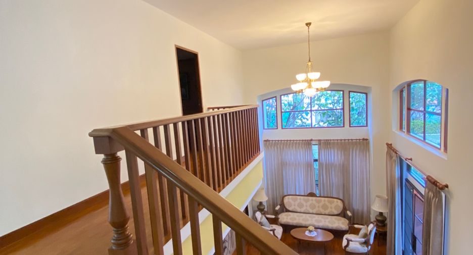 À vendre 4 chambres maison à San Kamphaeng, Chiang Mai