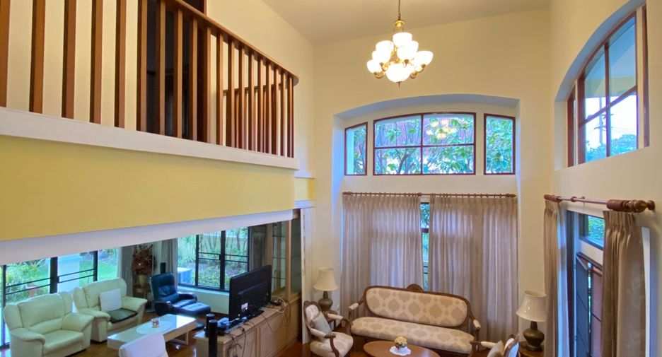 À vendre 4 chambres maison à San Kamphaeng, Chiang Mai