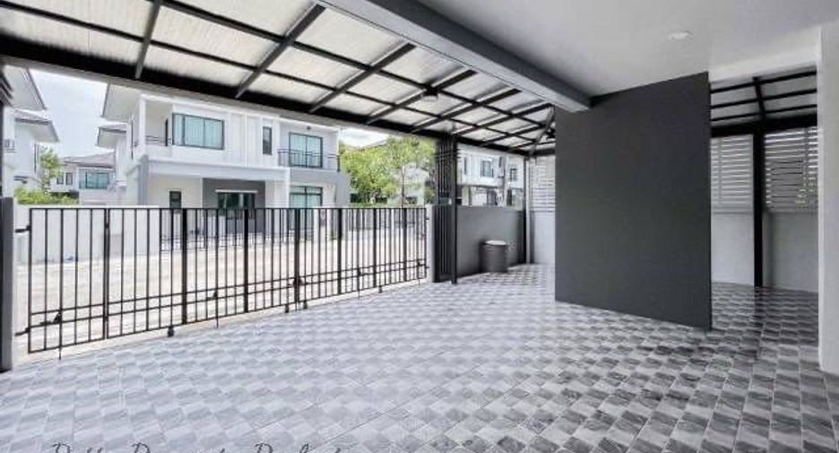 Haus zum Kauf mit 4 Zimmer in Khlong Sam Wa, Bangkok