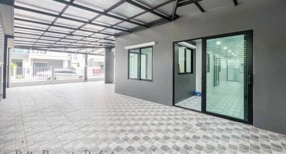 Haus zum Kauf mit 4 Zimmer in Khlong Sam Wa, Bangkok