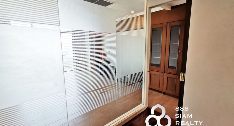 ขาย 5 ห้องนอน คอนโด ใน คลองเตย, กรุงเทพฯ
