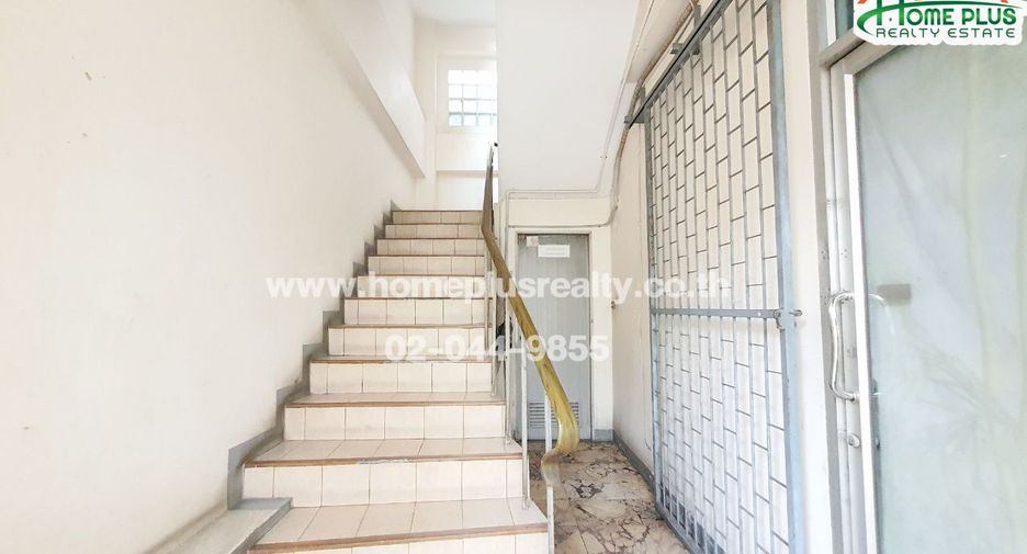出售 公寓 公寓式住宅 在 Bang Kruai, Nonthaburi