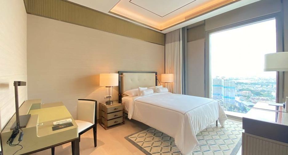 For rent and for sale 2 bedrooms condo in Khlong San, Bangkok