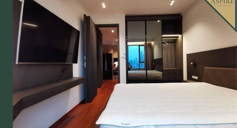 For sale 2 bedrooms condo in Yan Nawa, Bangkok
