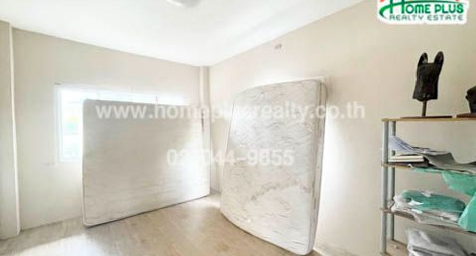 Casa en venta de 3 habitaciones en Bang Khen, Bangkok