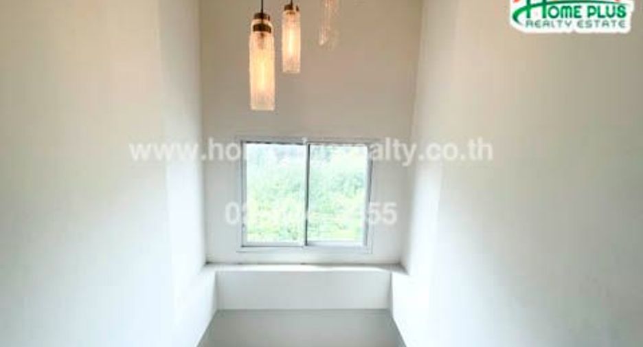 Casa en venta de 3 habitaciones en Bang Khen, Bangkok