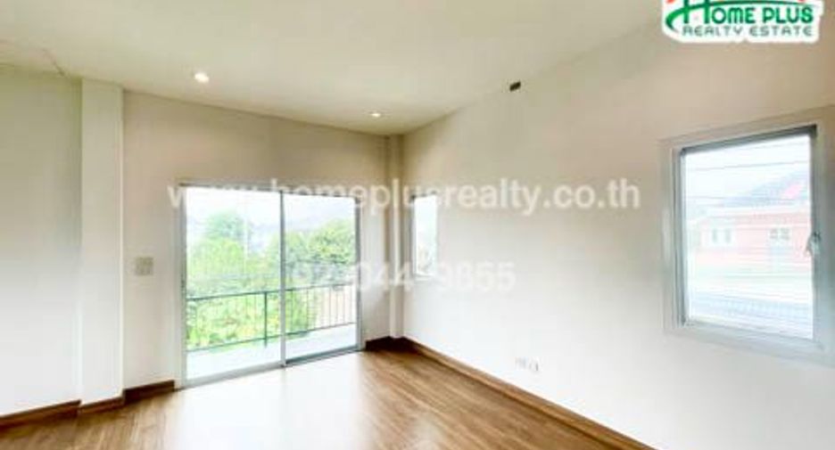 Casa en venta de 3 habitaciones en Bang Khen, Bangkok