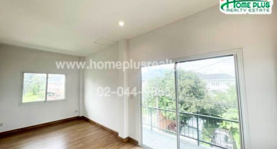 Casa en venta de 3 habitaciones en Bang Khen, Bangkok