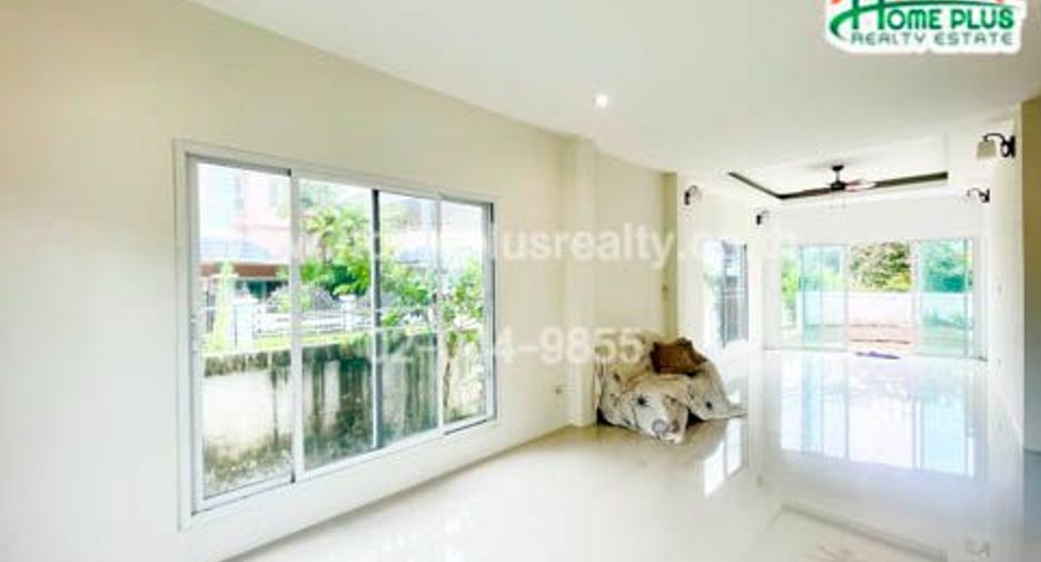 Casa en venta de 3 habitaciones en Bang Khen, Bangkok