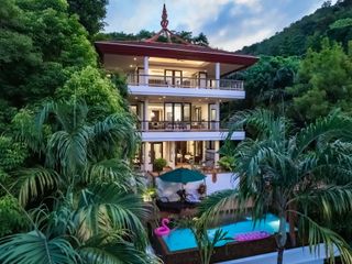 For rent 3 bedrooms villa in Mueang Phuket, Phuket