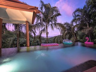For rent 3 bedrooms villa in Mueang Phuket, Phuket