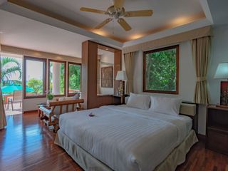 For rent 3 bedrooms villa in Mueang Phuket, Phuket