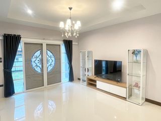 Haus zur Miete und zum Kauf mit 4 Zimmer in San Sai, Chiang Mai