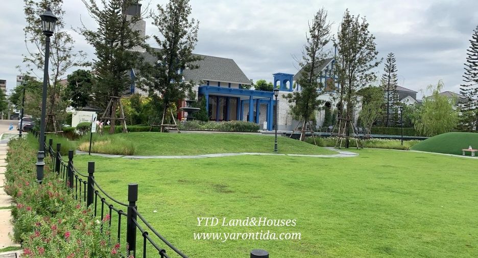 For rent 2 bedrooms townhouse in Prawet, Bangkok