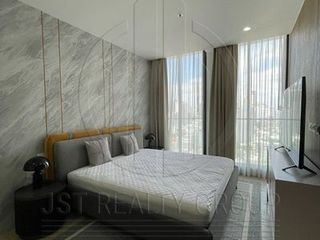 For rent 2 bedrooms condo in Pathum Wan, Bangkok