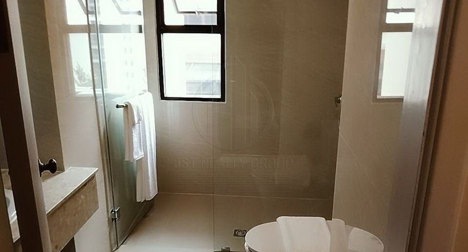 Wohnung zur Miete mit 3 Zimmer in Watthana, Bangkok