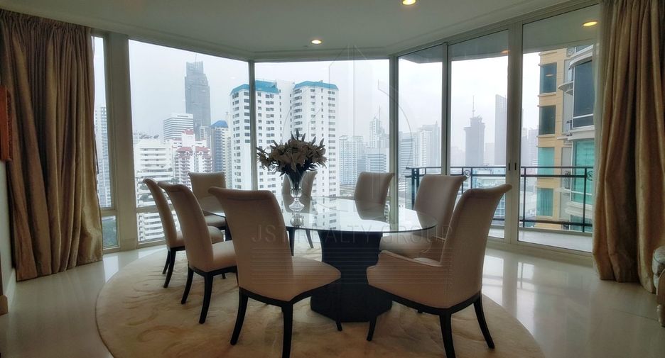 À louer 4 chambres condo à Watthana, Bangkok