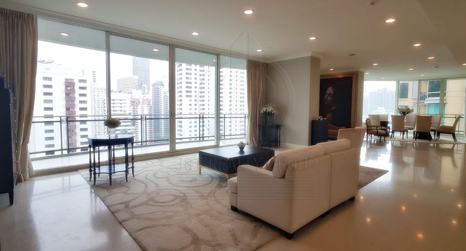 À louer 4 chambres condo à Watthana, Bangkok
