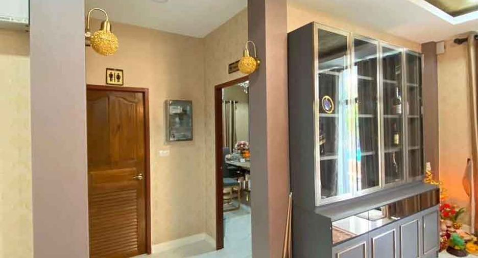 Haus zum Kauf mit 6 Zimmer in Hang Dong, Chiang Mai