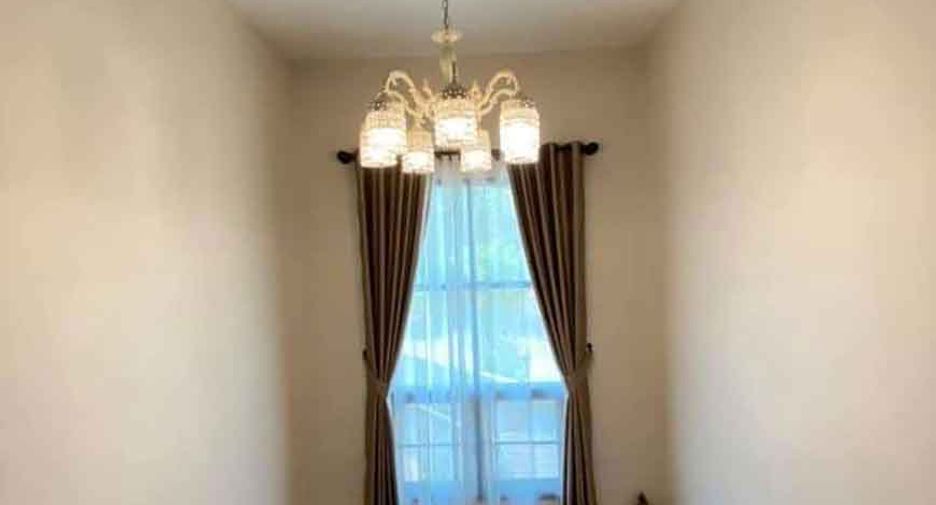 Haus zum Kauf mit 6 Zimmer in Hang Dong, Chiang Mai