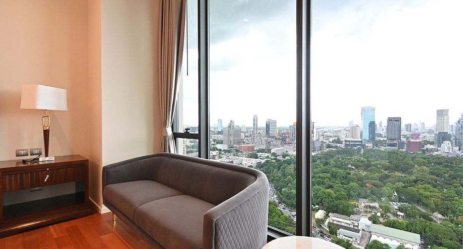 Wohnung zur Miete mit 4 Zimmer in Pathum Wan, Bangkok