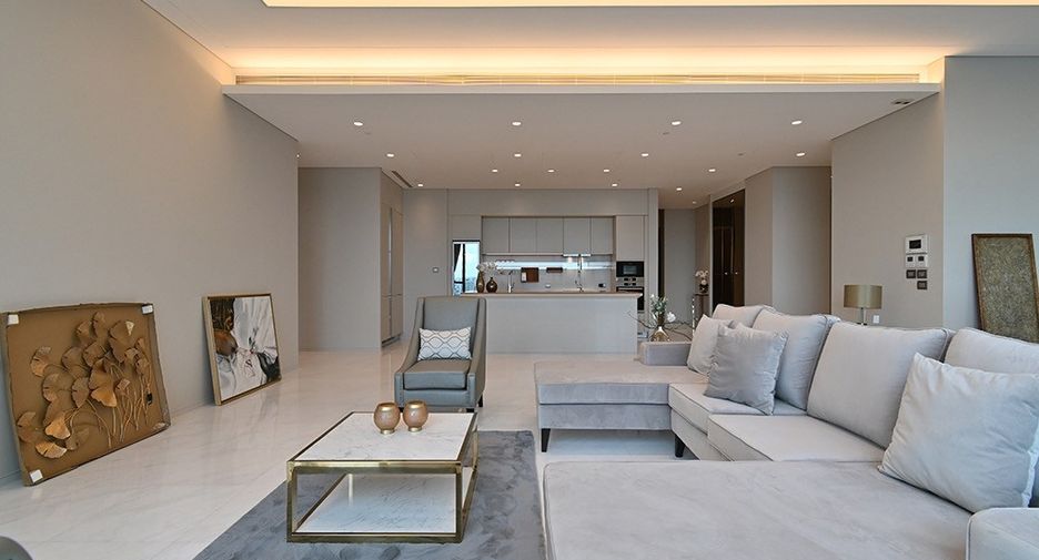 Wohnung zur Miete mit 4 Zimmer in Pathum Wan, Bangkok