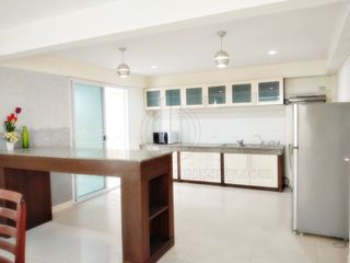 For rent 3 bedrooms house in Watthana, Bangkok