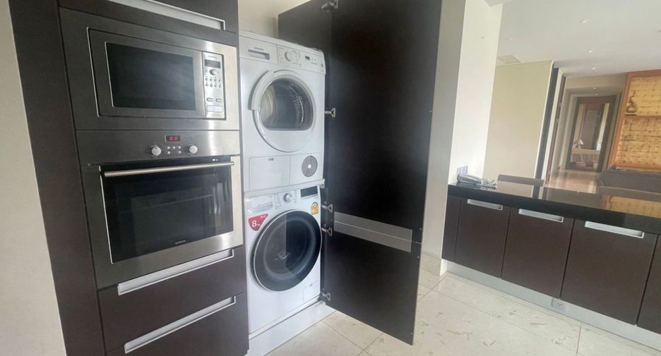 For sale 2 bedrooms condo in Sathon, Bangkok