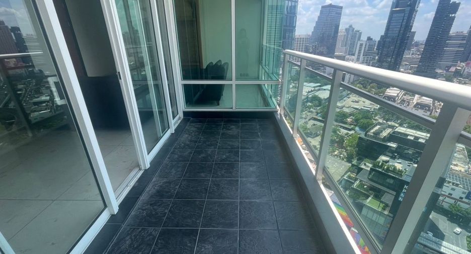 For sale 2 bedrooms condo in Sathon, Bangkok