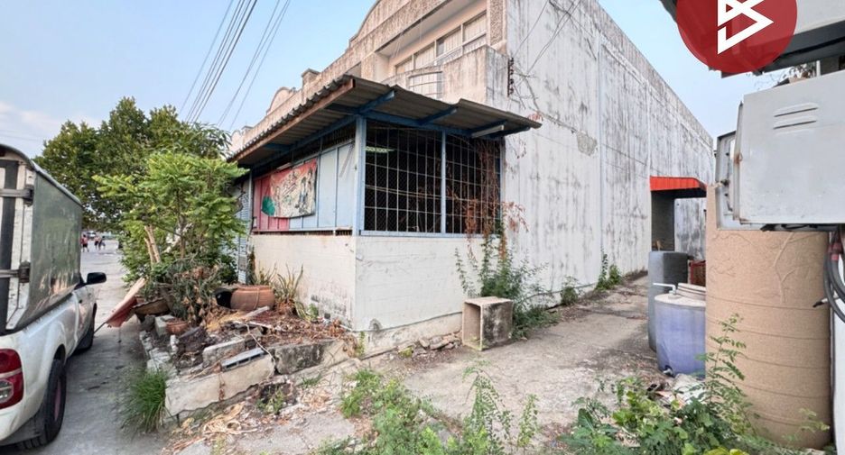 For sale warehouse in Phra Samut Chedi, Samut Prakan