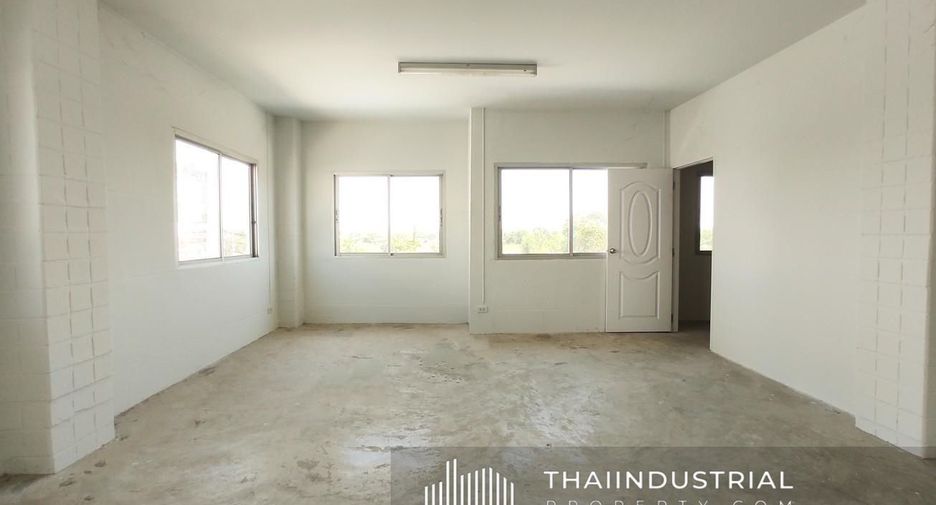 For sale warehouse in Lat Lum Kaeo, Pathum Thani