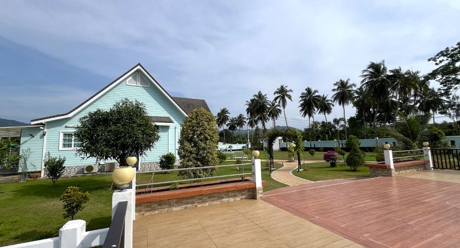 For sale 3 bed villa in Takua Pa, Phang Nga