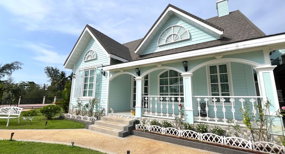 For sale 3 Beds villa in Takua Pa, Phang Nga