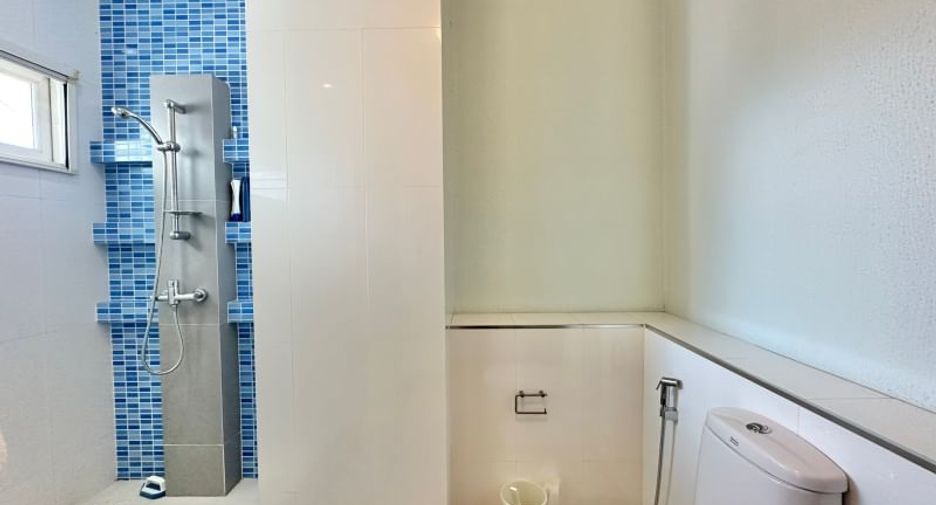 For rent 3 bedrooms house in Mueang Chon Buri, Chonburi
